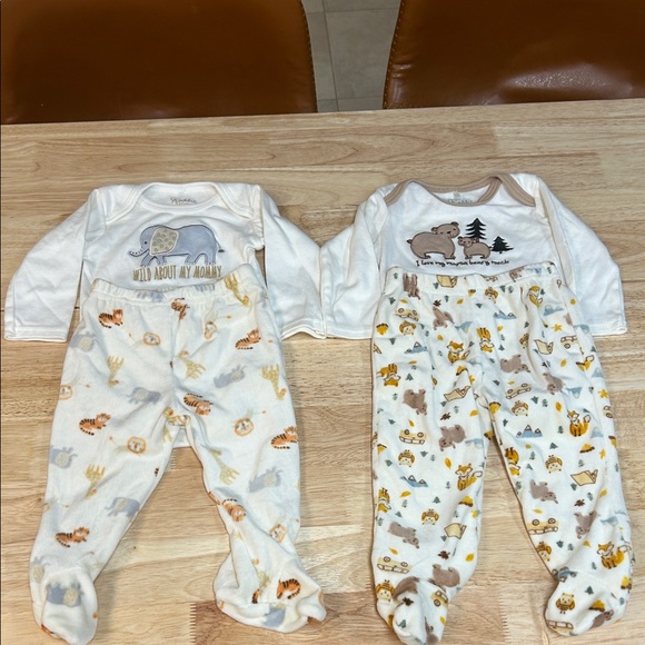 Rabbit Moon Other - Baby Footed Two-Piece Set in Cream with Animal Prints Gender Neutral